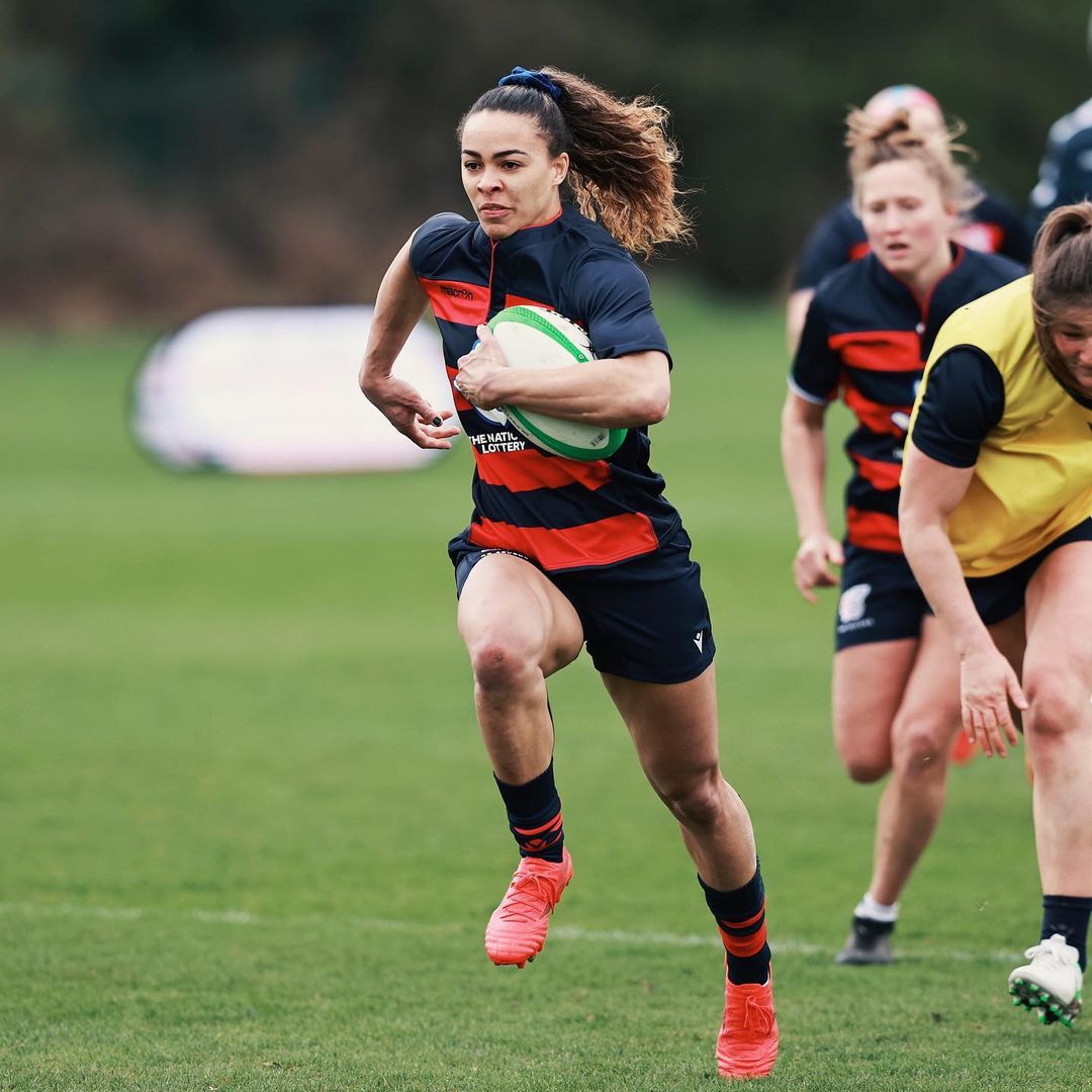 Deborah Fleming at Allianz Park - Your Fashion Guru